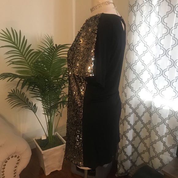 Gold Sequin mini dress - Picture 6 of 8